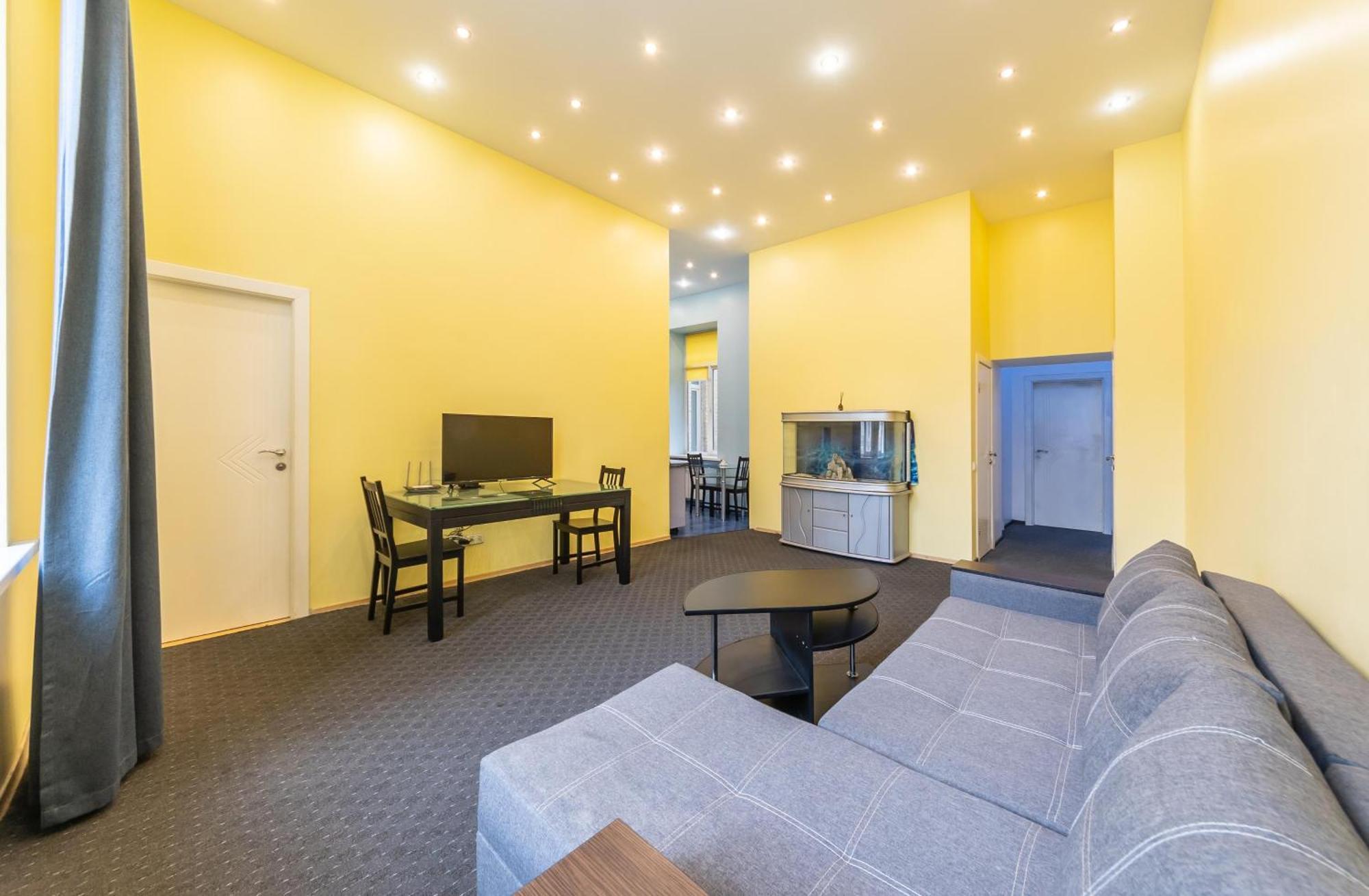 Kievacccommodation Near Gulliver 24H Self Check-In Eksteriør bilde