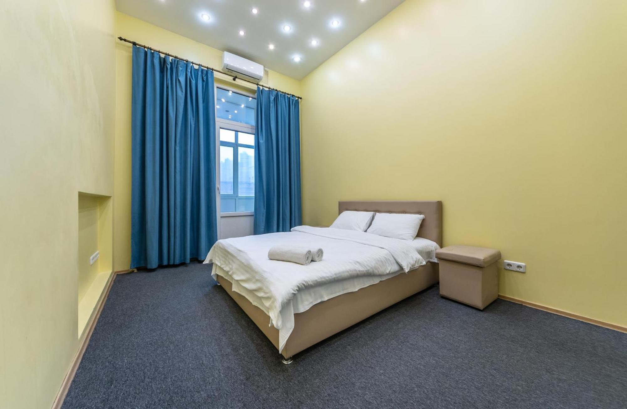 Kievacccommodation Near Gulliver 24H Self Check-In Eksteriør bilde