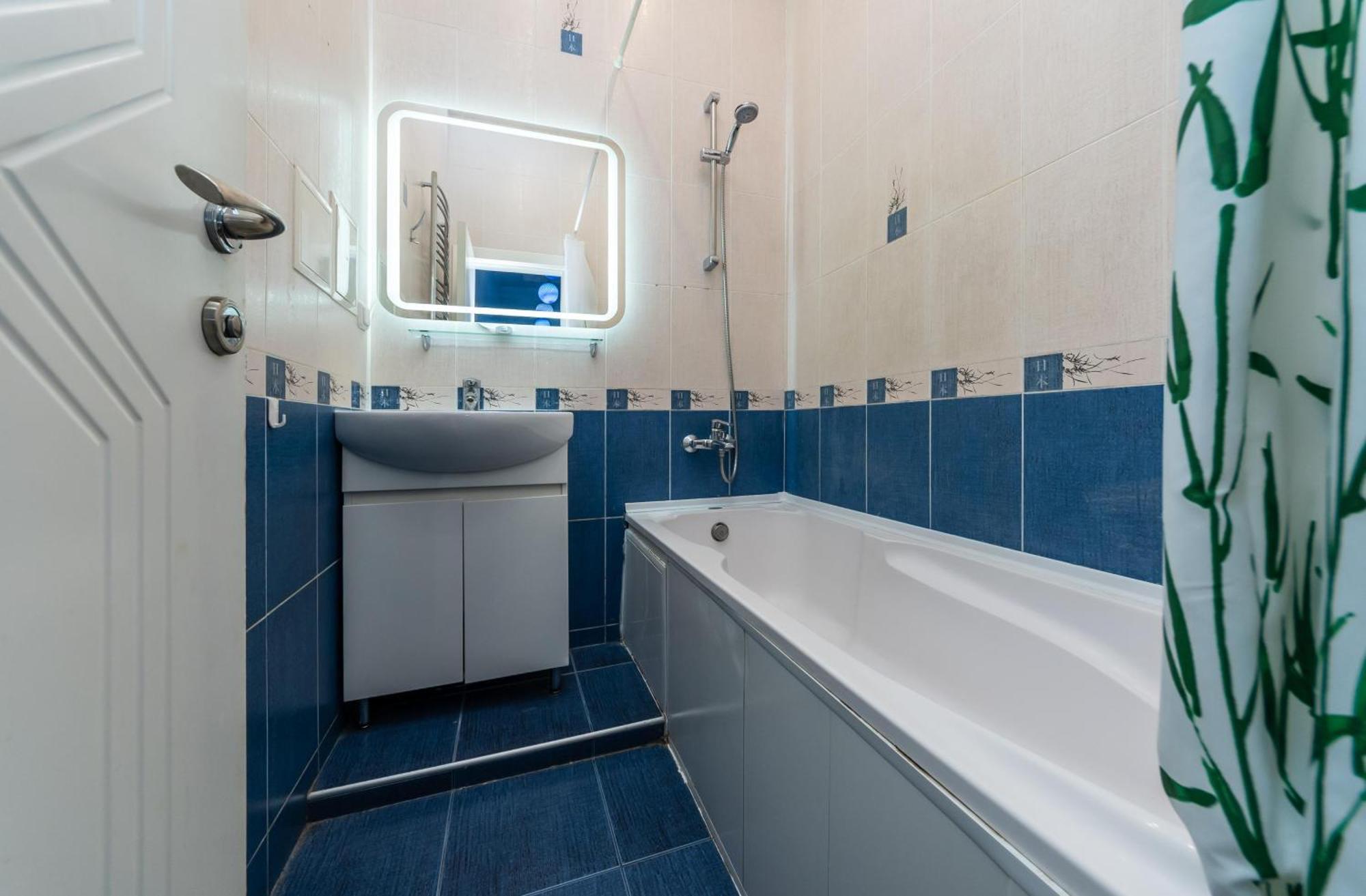 Kievacccommodation Near Gulliver 24H Self Check-In Eksteriør bilde